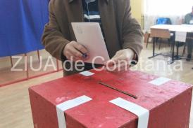 UPDATE Alegeri prezidenţiale 2019 Turul II. Au fost 14 mai sunt doi. România îşi alege preşedintele. Câţi constănţeni sunt aşteptaţi la urne                