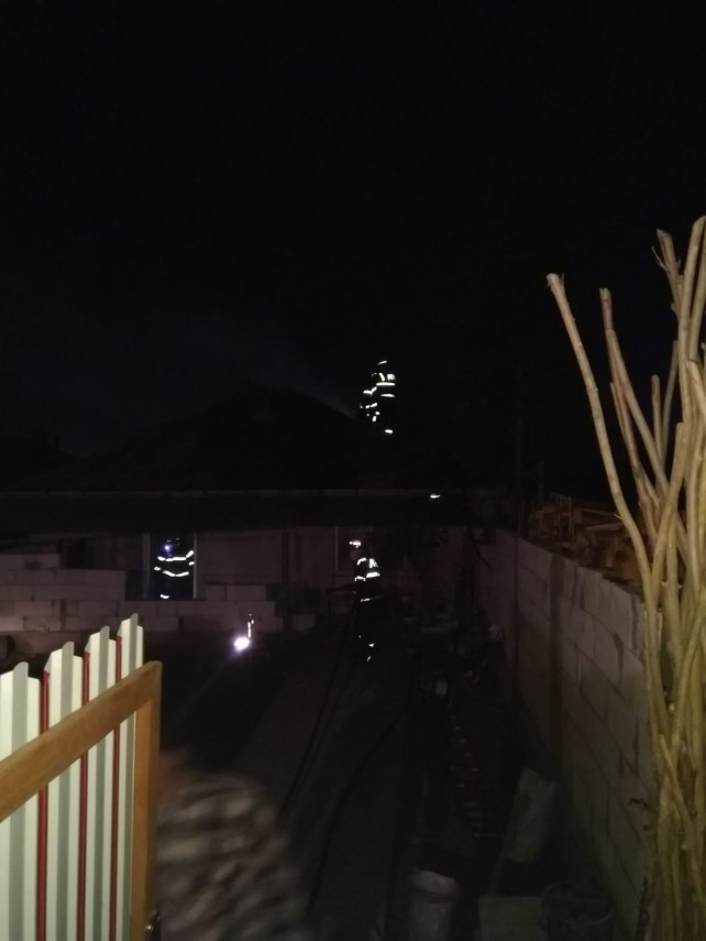 incendiu la o casa din localitatea macin judetul tulcea 706240 incendiu la o casa din localitatea macin judetul tulcea 706240