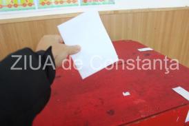 Constănțenii, la ora 8.00, pe locul 1 la prezență la alegerile prezidențiale 2019 (galerie foto)         