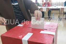 Alegeri prezidențiale 2019. S-au deschis urnele       