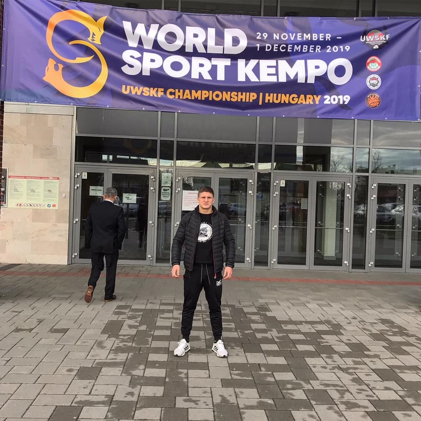 stefan orza luptator la sharks gym constanta povestea unui tanar din mosneni care a devenit dublu campion stefan orza luptator la sharks gym constanta povestea unui tanar din mosneni care a devenit dublu campion