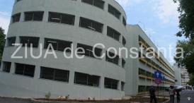 Lucrări ale SC Confort Urban SRL, în parcarea supraetajată de la Spitalul Județean Constanța. Sistem automat de taxare