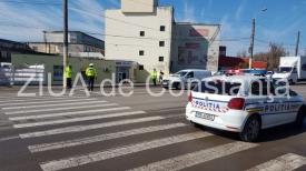 Accident rutier pe bulevardul Aurel Vlaicu din Constanța. Coliziune între un cap de tractor cu remorcă și un autoturism