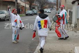 Fotoreportaj  Iată, vin colindătorii! Pe străzile constănţene şi-au făcut apariţia primii vestitori ai Crăciunului (galerie foto) 