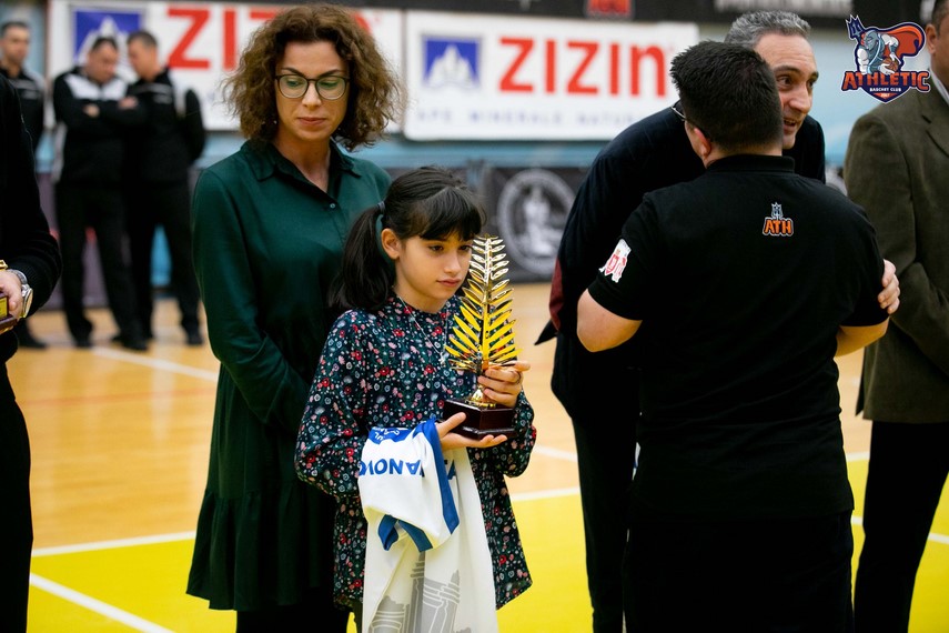 si au pus amprenta in baschetul de la malul marii timpul a fost dat inapoi distinctii pentru eroii bc si au pus amprenta in baschetul de la malul marii timpul a fost dat inapoi distinctii pentru eroii bc