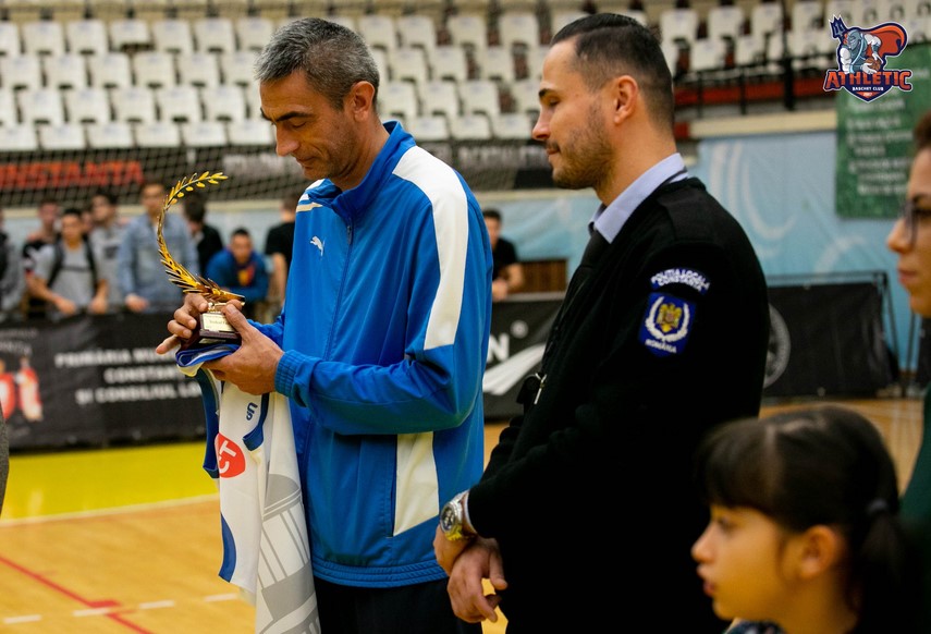 si au pus amprenta in baschetul de la malul marii timpul a fost dat inapoi distinctii pentru eroii bc si au pus amprenta in baschetul de la malul marii timpul a fost dat inapoi distinctii pentru eroii bc