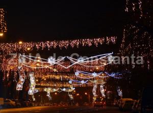 Sondaj de opinie  Mai bine de jumătate dintre respondenţi nu sunt mulţumiţi de modul în care a fost decorat municipiul Constanţa pentru sărbătorile de iarnă