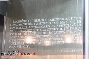Istoria Dobrogei - Bibliografie - Ellanikos (490 î. H. - 406  î. H.) „Întemeieri de neamuri și orașe”, „Obiceiuri barbare” (galerie foto)     