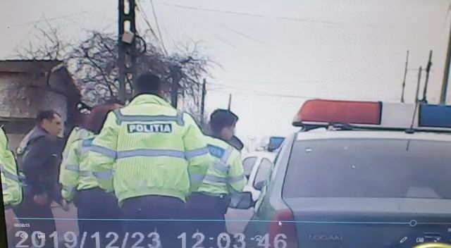 beat si fara permis accident cu o masina de politie in ovidiu cum arata urmarirea video 708435 beat si fara permis accident cu o masina de politie in ovidiu cum arata urmarirea video 708435