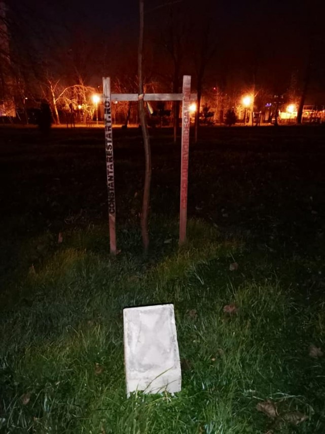 constanteanul suparat asociatia constanta restart denunta actul de vandalism din parcul tabacarie galerie constanteanul suparat asociatia constanta restart denunta actul de vandalism din parcul tabacarie galerie