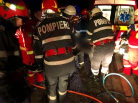 Accident grav în Suceava. Impact între un tir, o autoutilitară și un autoturism. O persoană încarcerată (galerie foto)