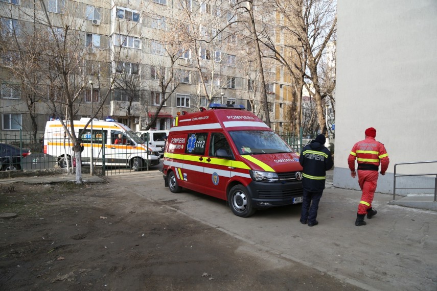 incident la o scoala din bucuresti copiii aveau dureri de cap posibil de la un gaz toxic o minora la incident la o scoala din bucuresti copiii aveau dureri de cap posibil de la un gaz toxic o minora la