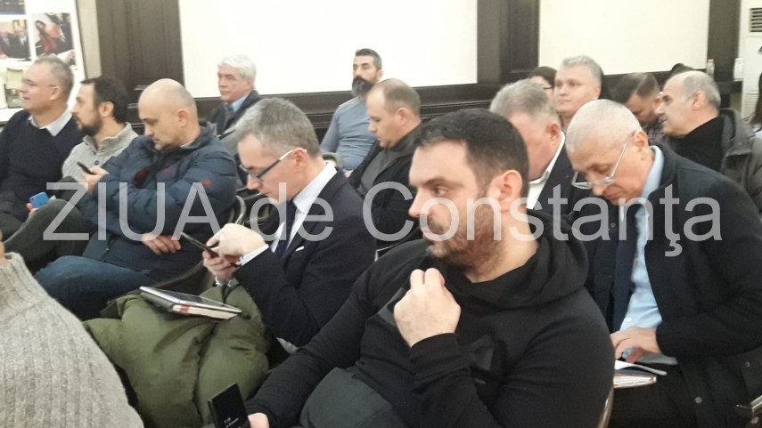 live text sedinta de clm un proiect de vanzare a unui teren nu a trecut pnl a votat impotriva programului live text sedinta de clm un proiect de vanzare a unui teren nu a trecut pnl a votat impotriva programului