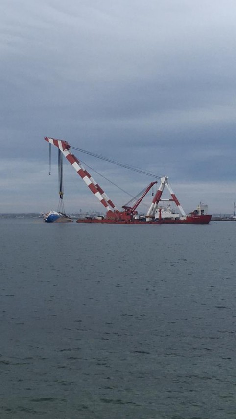 update portul midia dificultati in operatiunea de verticalizare a navei ce s a intamplat galerie foto update portul midia dificultati in operatiunea de verticalizare a navei ce s a intamplat galerie foto