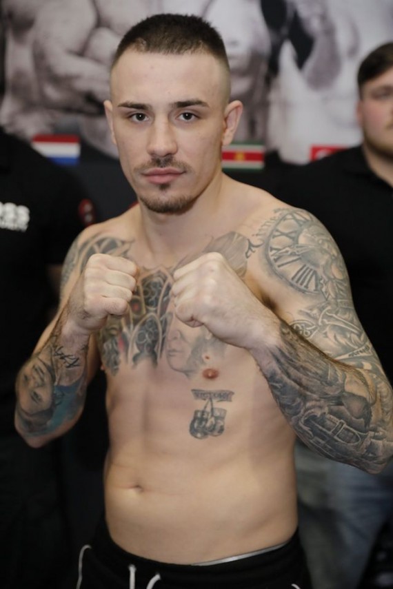 luptatorii din gala oss fighters 05 sk gentlemen s tournament au participat la cantarul oficial galerie luptatorii din gala oss fighters 05 sk gentlemen s tournament au participat la cantarul oficial galerie