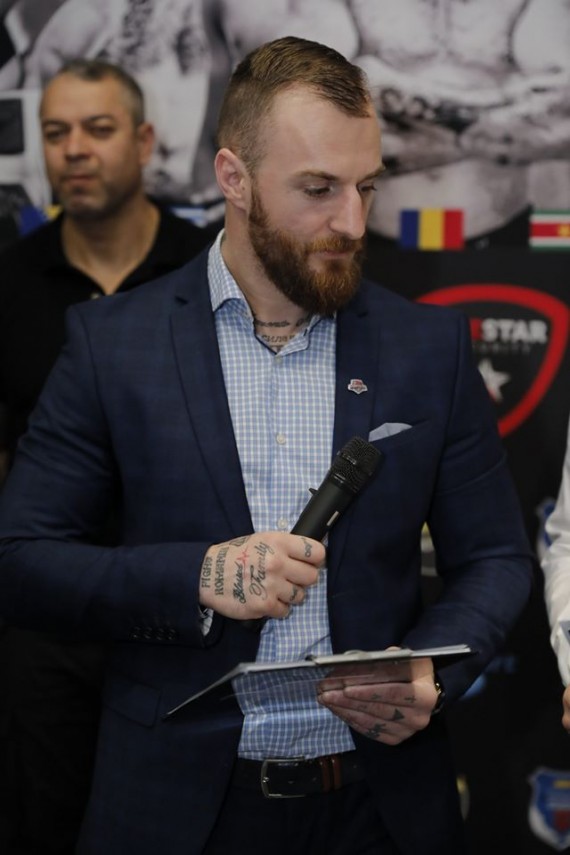 luptatorii din gala oss fighters 05 sk gentlemen s tournament au participat la cantarul oficial galerie luptatorii din gala oss fighters 05 sk gentlemen s tournament au participat la cantarul oficial galerie