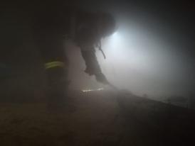 Județul Tulcea O casă a luat foc. Degajare mare de fum