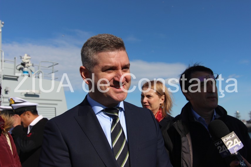 prezente surpriza la lansarea primei nave de patrulare construite de romani la santierul naval damen prezente surpriza la lansarea primei nave de patrulare construite de romani la santierul naval damen