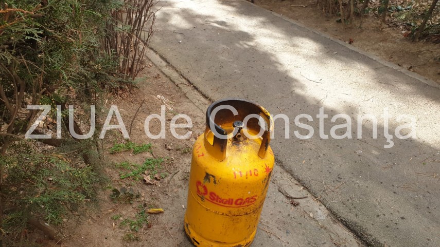 incendiu intr un apartament de pe bulevardul lapusneanu totul a pornit de la o butelie galerie foto video incendiu intr un apartament de pe bulevardul lapusneanu totul a pornit de la o butelie galerie foto video