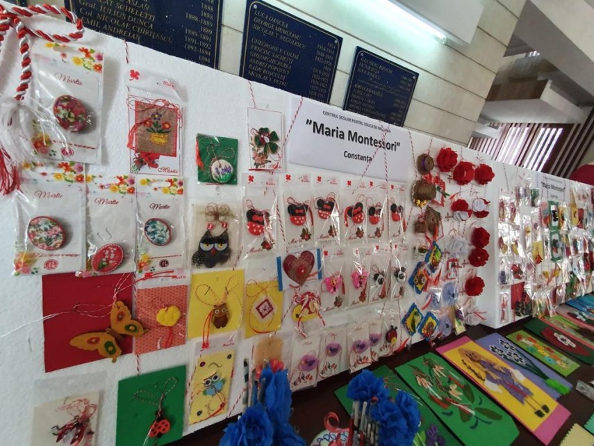 targul de martisoare din proiectului educational copiii cu ces pas cu pas spre o lume deschisa gazduit targul de martisoare din proiectului educational copiii cu ces pas cu pas spre o lume deschisa gazduit