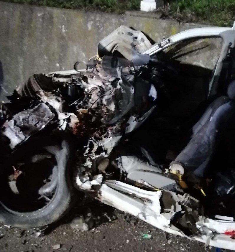 accident cumplit in judetul olt patru persoane au murit pe loc galerie foto 713349 accident cumplit in judetul olt patru persoane au murit pe loc galerie foto 713349