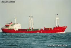 Candelele neuitării Lacrimi în siajul unei tragedii (galerie foto)