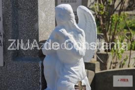 Procedură la decesul pacienţilor infectaţi cu coronavirus. Măsuri de protecţie. Sicriu sigilat. Doar doi membri ai familiei participă   