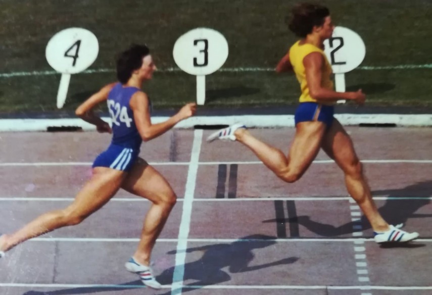 constanta fete in pas de defilare antrenoarea niculina chiricuta sublocotenent in rezerva amintiri din constanta fete in pas de defilare antrenoarea niculina chiricuta sublocotenent in rezerva amintiri din