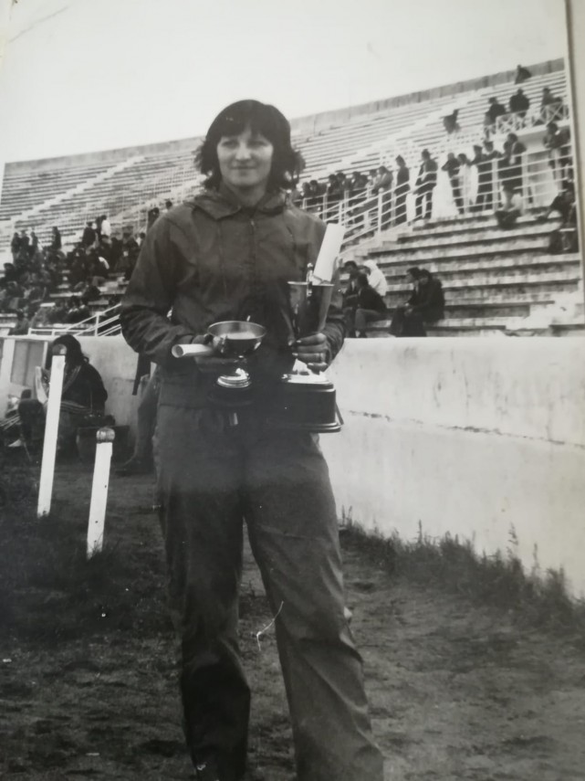 constanta fete in pas de defilare antrenoarea niculina chiricuta sublocotenent in rezerva amintiri din constanta fete in pas de defilare antrenoarea niculina chiricuta sublocotenent in rezerva amintiri din