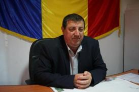 Mesaj de interes public Primarul comunei Cerchezu, Ştefan Chelaru - „Transmit tuturor multă sănătate şi să stea în case. Noi îi ajutăm cu tot ceea ce putem“
