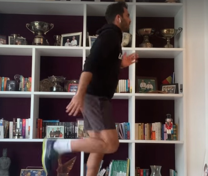 trei exercitii recomandate de horia tecau de facut in casa pentru mentinerea unui tonus fizic bun galerie trei exercitii recomandate de horia tecau de facut in casa pentru mentinerea unui tonus fizic bun galerie