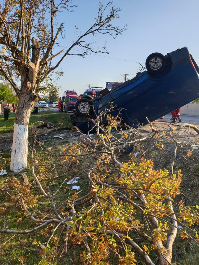 tragedie pe soselele romaniei un mort si doua persoane ranite 717851 tragedie pe soselele romaniei un mort si doua persoane ranite 717851