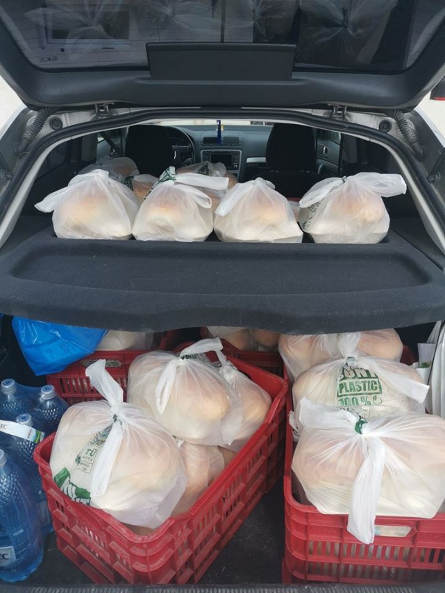 constantaestebine fotbalistul alexandru cicaldau de la universitatea craiova s a alaturat campaniei caritabile constantaestebine fotbalistul alexandru cicaldau de la universitatea craiova s a alaturat campaniei caritabile