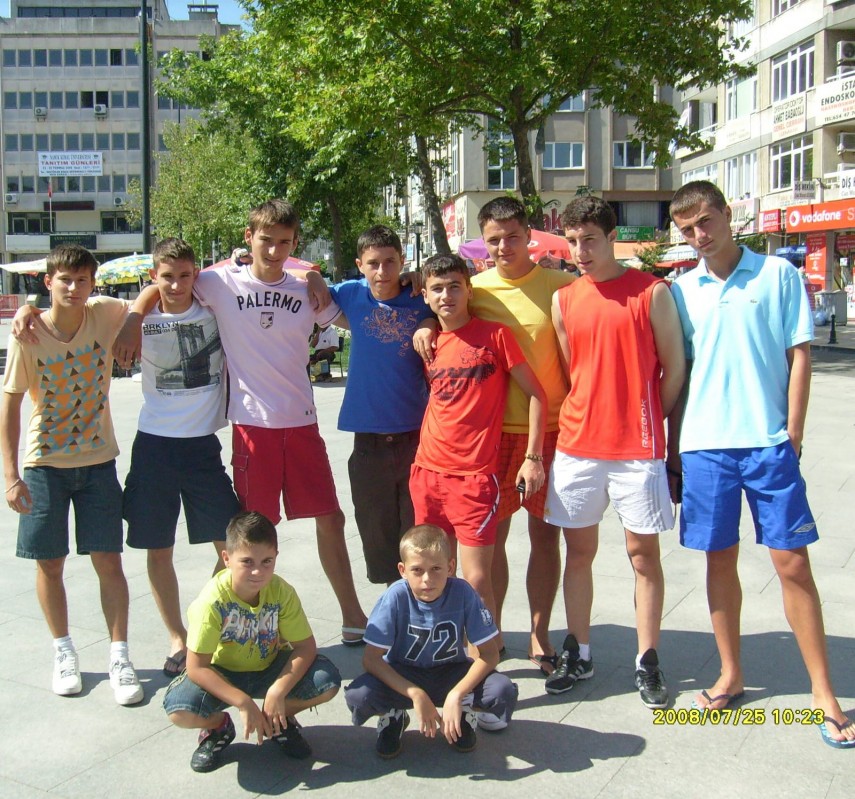 fotbalistul alexandru cicaldau special de mic povesteste izmir abdulgani cand joaca baietii de la medgidia fotbalistul alexandru cicaldau special de mic povesteste izmir abdulgani cand joaca baietii de la medgidia