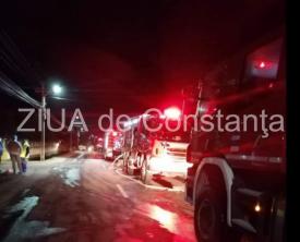 UPDATE Județul Constanța. Alertă. Explozia unei butelii a prins o femeie sub imobilul distrus  
