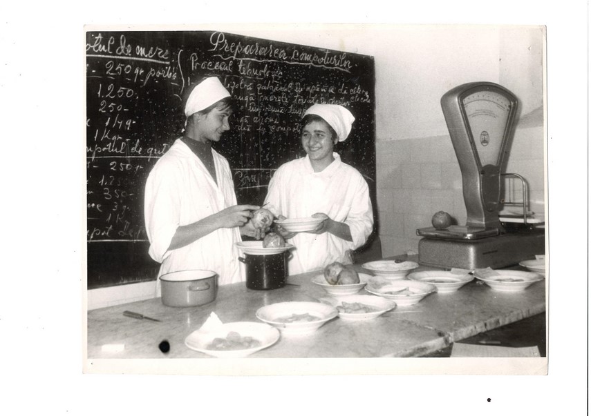 constantaestebine centenar in pandemie 100 de ani de invatamant economic constantean sarbatoriti cu gandul constantaestebine centenar in pandemie 100 de ani de invatamant economic constantean sarbatoriti cu gandul