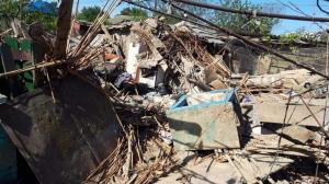 #ConstantaEsteBine Femeia, scoasă de sub dărămături. Voluntarii vor reface locuința afectată de explozie pentru bătrâna din localitatea Corbu 