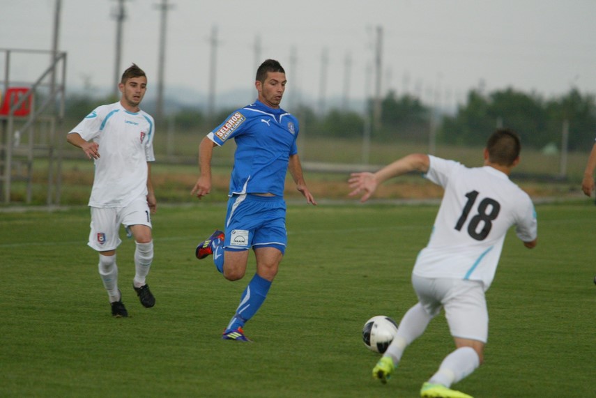 acum opt ani florin tanase a marcat pentru victoria care i a adus fc viitorul primul titlu national under acum opt ani florin tanase a marcat pentru victoria care i a adus fc viitorul primul titlu national under