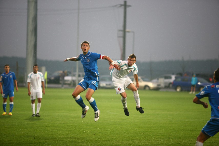 acum opt ani florin tanase a marcat pentru victoria care i a adus fc viitorul primul titlu national under acum opt ani florin tanase a marcat pentru victoria care i a adus fc viitorul primul titlu national under