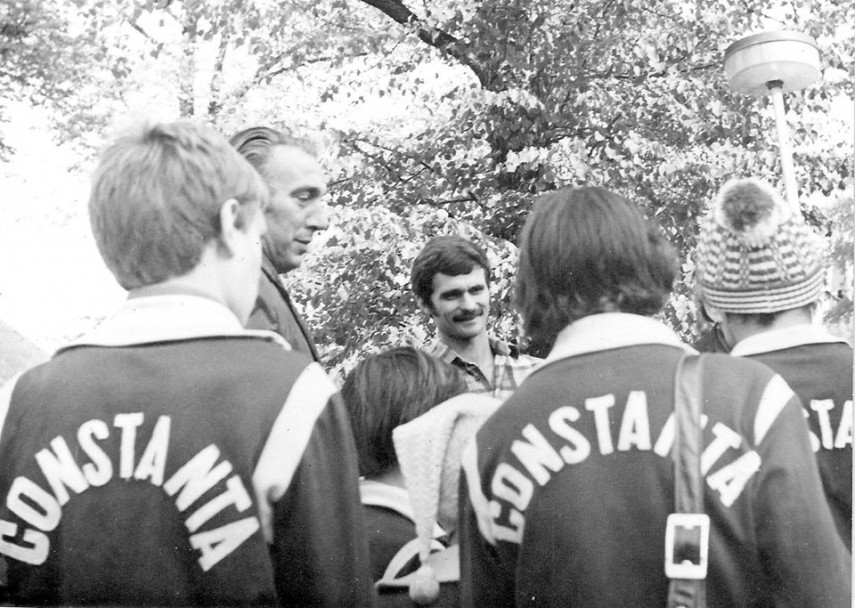 supa de broasca testoasa si coloanele de tancuri inotatorii de la clubul sportiv scolar nr 1 constanta supa de broasca testoasa si coloanele de tancuri inotatorii de la clubul sportiv scolar nr 1 constanta