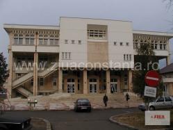 Noul regulament de funcționare a Bibliotecii județene „I.N. Roman”, impus de restricțiile pandemiei de COVID19