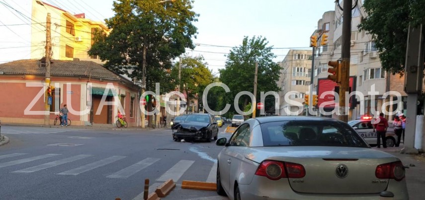 accident rutier in constanta doua masini implicate o victima 721446 accident rutier in constanta doua masini implicate o victima 721446