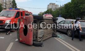 UPDATE Imagini de la fața locului Accident rutier, în municipiul Constanța. Un șofer, în stare gravă (VIDEO)       