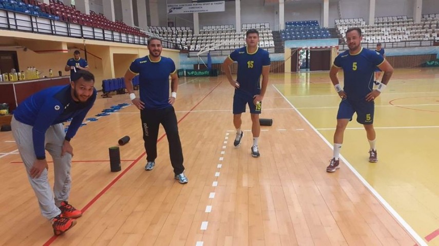 hc dobrogea sud constansa primul antrenament in sala sporturilor dupa aproape patru luni galerie foto hc dobrogea sud constansa primul antrenament in sala sporturilor dupa aproape patru luni galerie foto