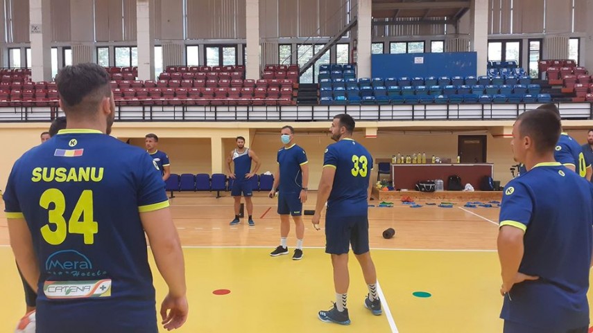 hc dobrogea sud constansa primul antrenament in sala sporturilor dupa aproape patru luni galerie foto hc dobrogea sud constansa primul antrenament in sala sporturilor dupa aproape patru luni galerie foto
