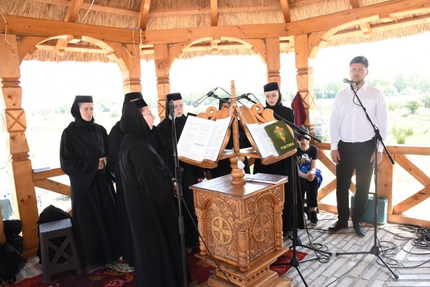 episcopul visarion al tulcii slujba de pomenire la hramul schitului periprava pentru martirii anticomunisti episcopul visarion al tulcii slujba de pomenire la hramul schitului periprava pentru martirii anticomunisti