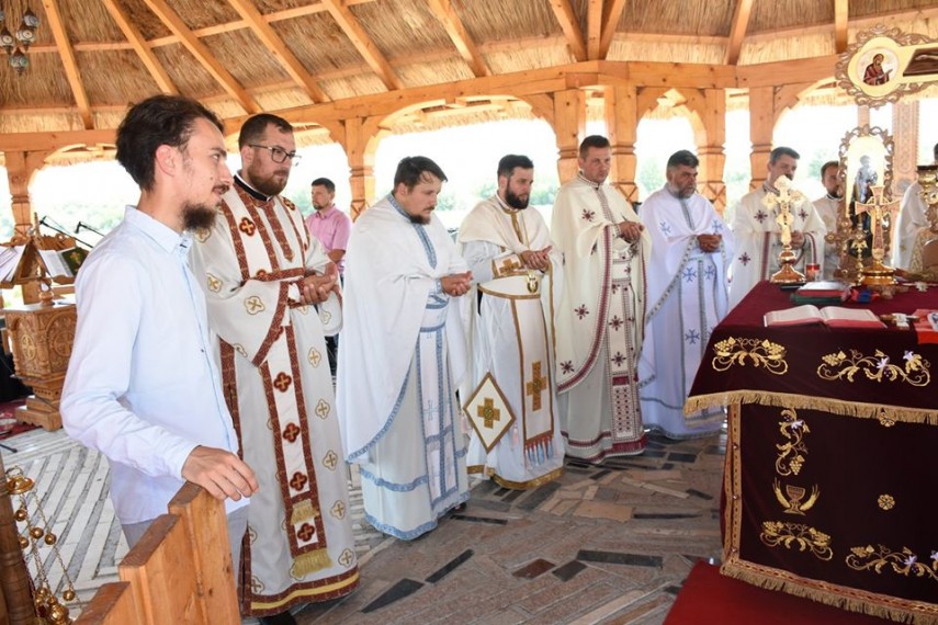 episcopul visarion al tulcii slujba de pomenire la hramul schitului periprava pentru martirii anticomunisti episcopul visarion al tulcii slujba de pomenire la hramul schitului periprava pentru martirii anticomunisti