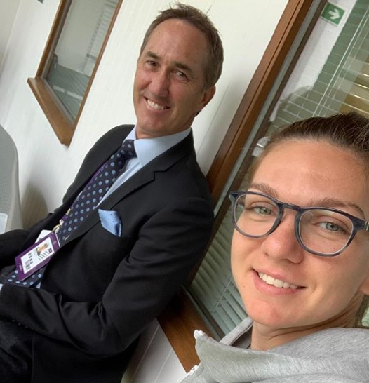 imi lipseste wimbledon simona halep nostalgica dupa celebrul turneu de mare slem pe care l a castigat imi lipseste wimbledon simona halep nostalgica dupa celebrul turneu de mare slem pe care l a castigat