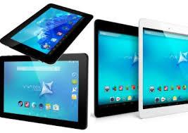 Ministerul Educației, obligat prin noua lege să ofere elevilor și profesorilor dispozitive de tip laptop sau tabletă conectate la Internet