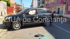 Două persoane rănite în urma unui accident produs în Constanța. Un autoturism s-a răsturnat (galerie foto și video)  